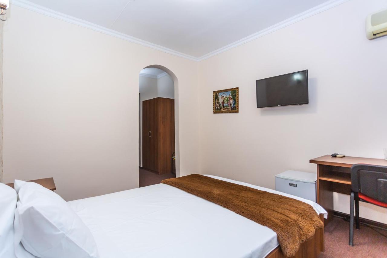 Asson Hotel Termez Zewnętrze zdjęcie