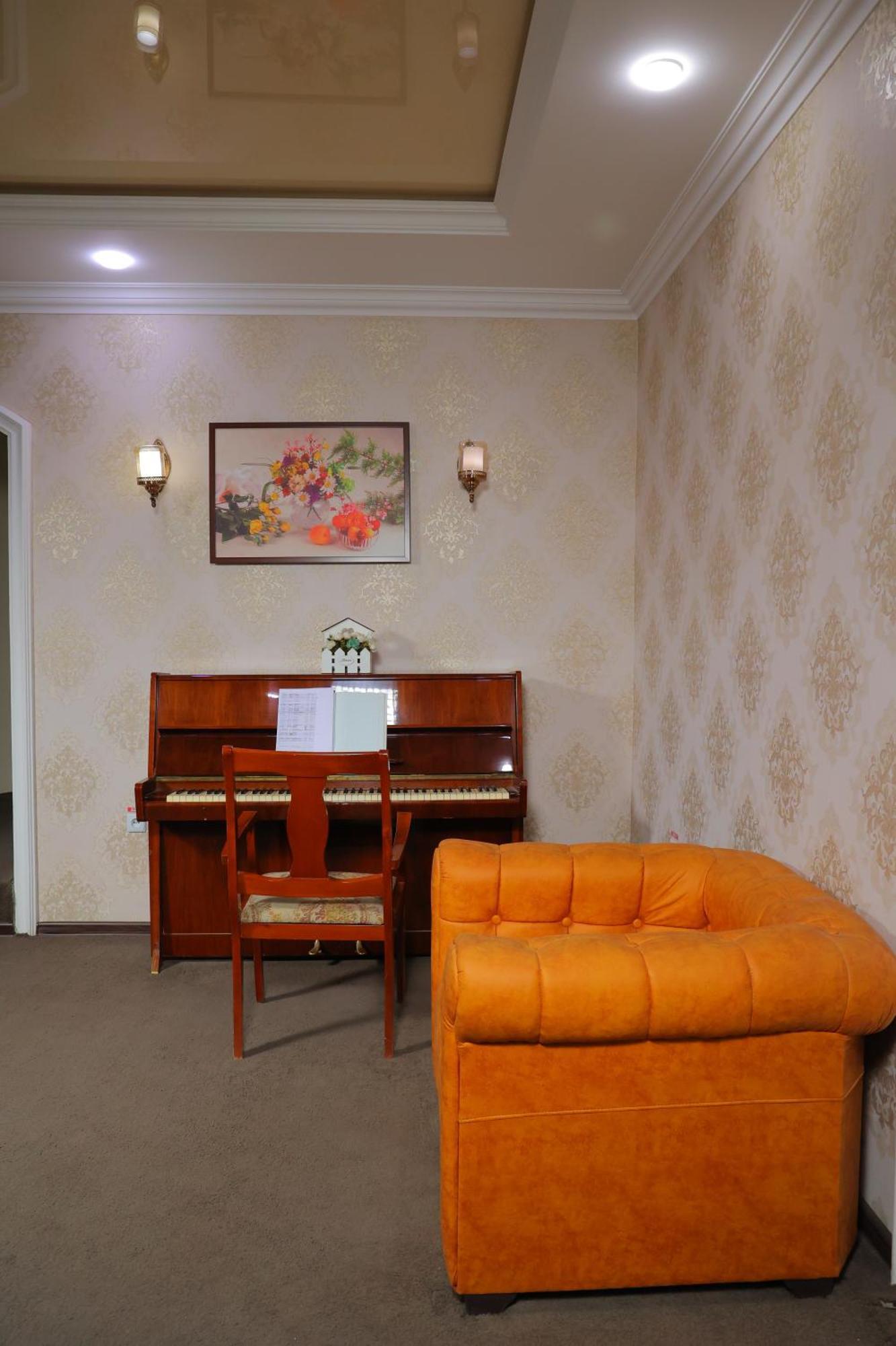 Asson Hotel Termez Zewnętrze zdjęcie